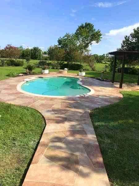 Pool repair and maintenance services